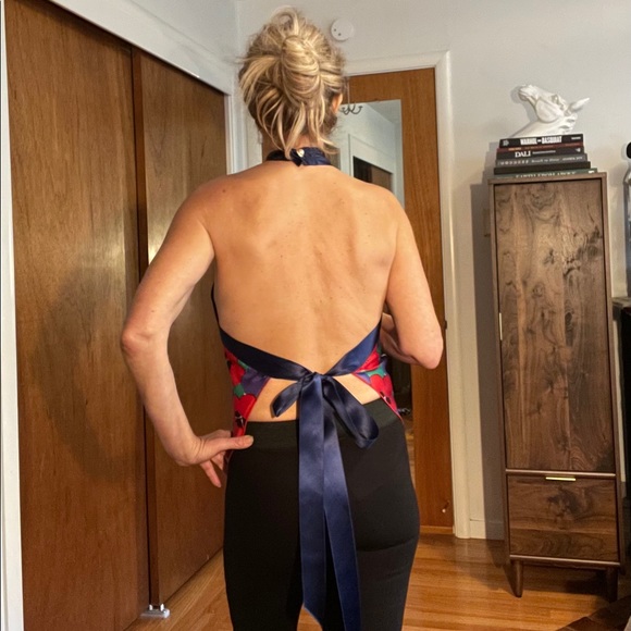 Debrah Lindquist Cashmere silk halter - Picture 4 of 4